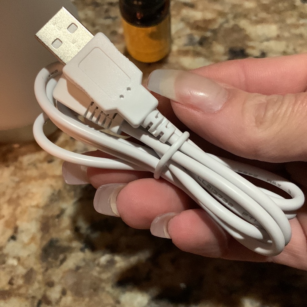 Mini essential oil diffuser - Picture 3 of 7